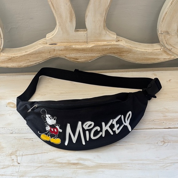 Disney Mickey Mouse Fanny Pack - Picture 1 of 3